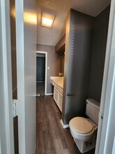 112 Allencrest Dr, Unit 327 in White Settlement, TX - Foto de edificio - Building Photo