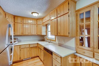 6680 168th St W in Rosemount, MN - Foto de edificio - Building Photo