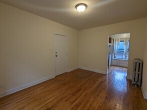 2619 N Spaulding Ave in Chicago, IL - Building Photo - Building Photo