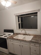 51 E Summit St in Alliance, OH - Foto de edificio - Building Photo