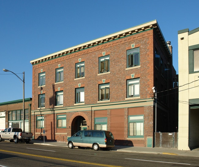 Jefferson Square Apartments in Tacoma, WA - Building Photo - Building Photo