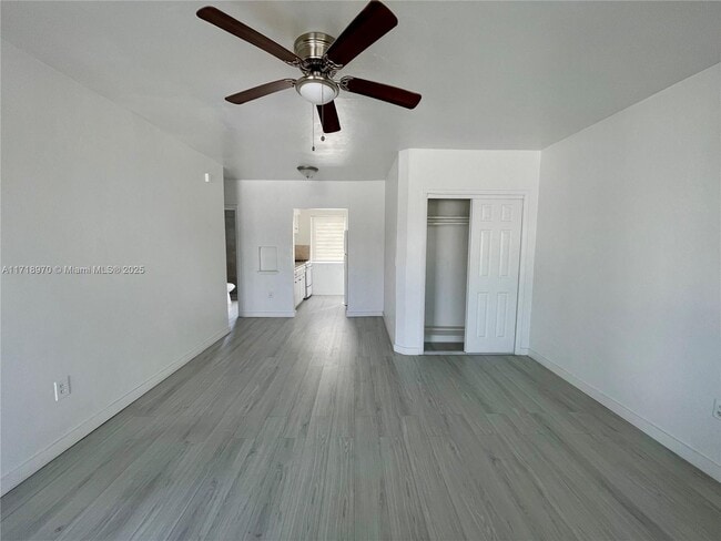 7721 Dickens Ave in Miami Beach, FL - Building Photo - Building Photo