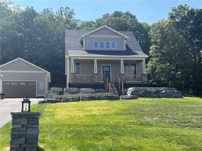 3817 Gully Rd in Skaneateles, NY - Building Photo - Building Photo