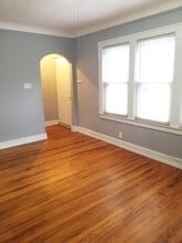 339 E Breckenridge St, Unit Lower Flat in Ferndale, MI - Building Photo - Building Photo