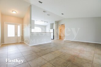 1618 Purple Ln in North Port, FL - Foto de edificio - Building Photo