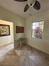 8065 Tiger Cove in Naples, FL - Foto de edificio - Building Photo