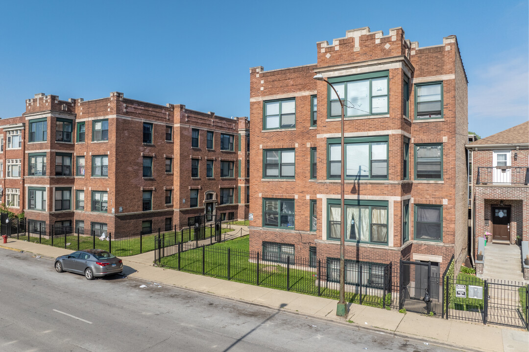 6125 S Indiana Ave in Chicago, IL - Building Photo