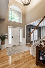 7533 Prairie View Dr in Indianapolis, IN - Building Photo - Building Photo