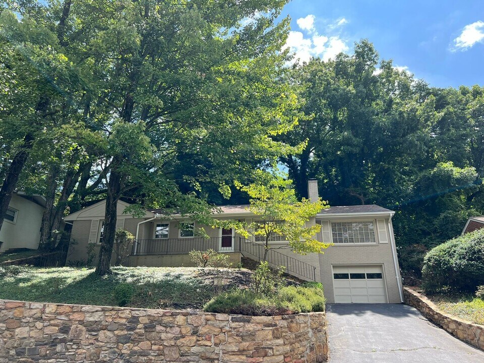 3120 Stoneridge Rd SW in Roanoke, VA - Building Photo