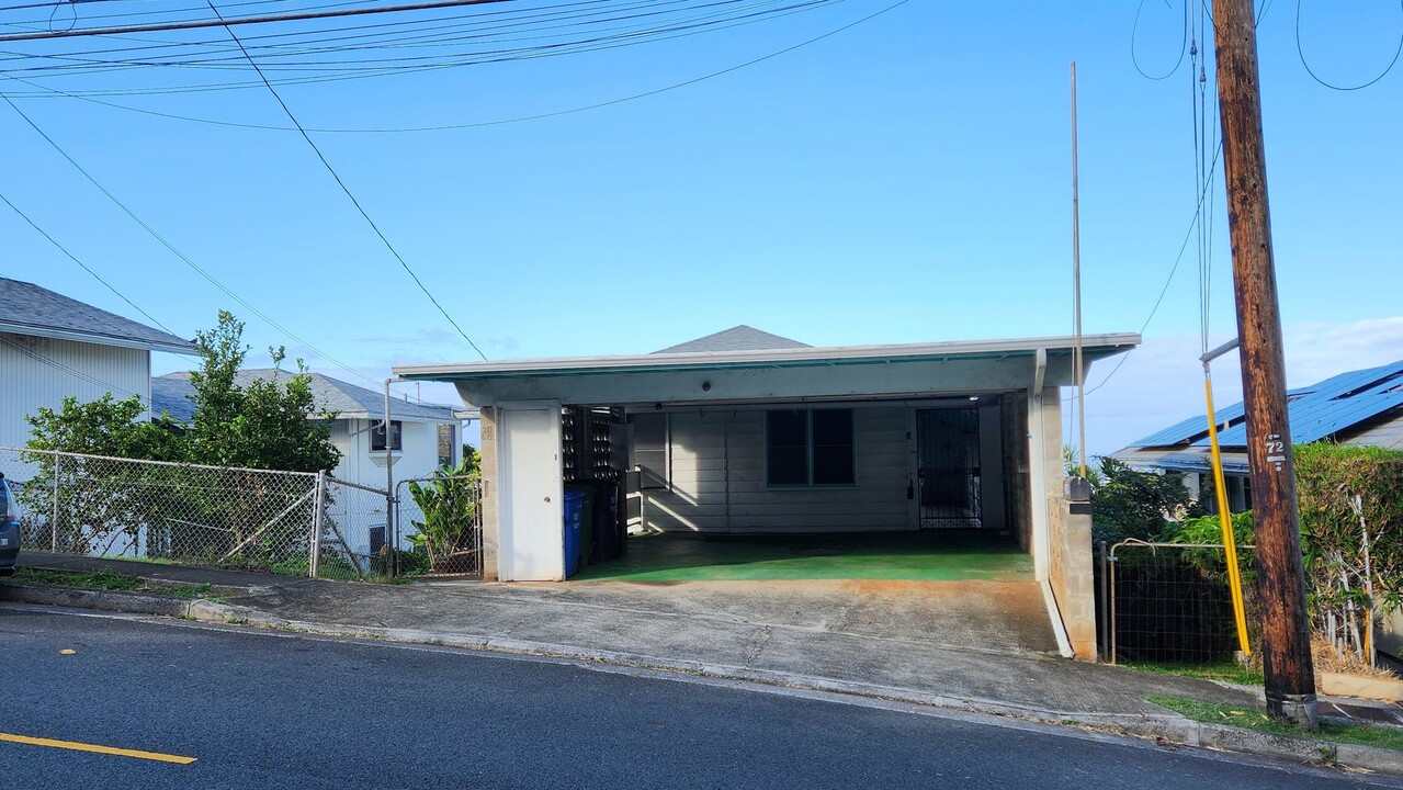 2049 St Louis Dr in Honolulu, HI - Building Photo