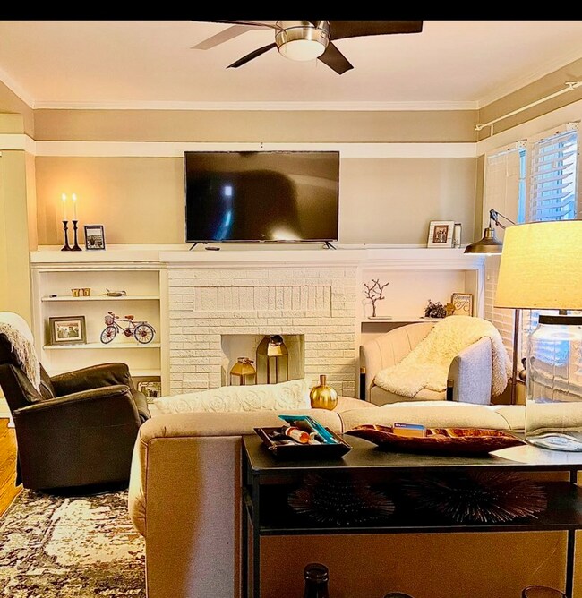 715 Washington Blvd in Oak Park, IL - Foto de edificio - Building Photo