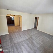 2417 Barlad Dr in Jacksonville, FL - Building Photo - Building Photo