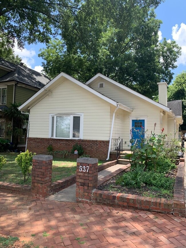 property at 537 East Ave