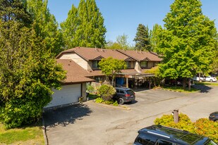 Briar Gate Townhomes in Richmond, BC - Building Photo