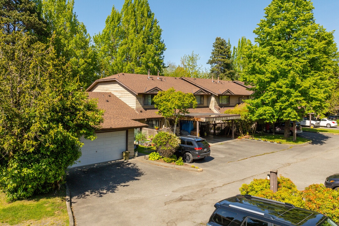 Briar Gate Townhomes in Richmond, BC - Building Photo