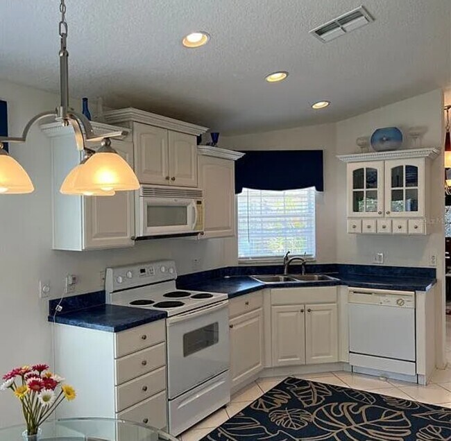 453 Grand Canal Dr in Kissimmee, FL - Building Photo - Building Photo
