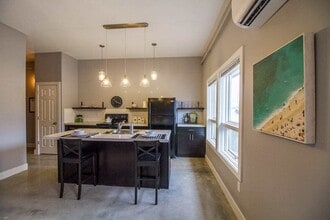 Welcome to Urban Studio 43 – Comfort, Convenience & Contemporary living in South Kansas City in Kansas City, MO - Building Photo - Building Photo