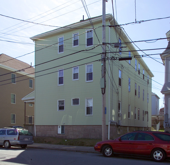 137 Oliver St in Fall River, MA - Building Photo - Building Photo