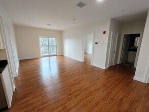 10 Franklin Ave in Revere, MA - Building Photo - Building Photo