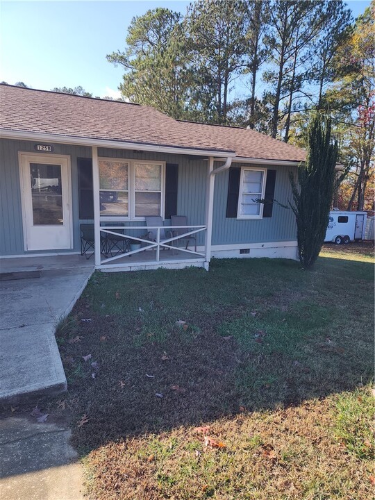 125 Morningside Dr in Seneca, SC - Building Photo