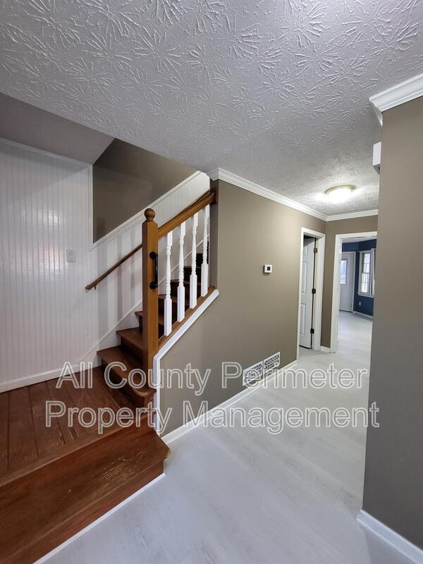 2990 Riverbend Dr in Snellville, GA - Building Photo - Building Photo