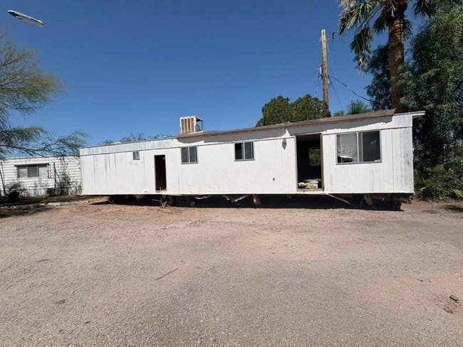 property at 4541 N Old Romero Rd