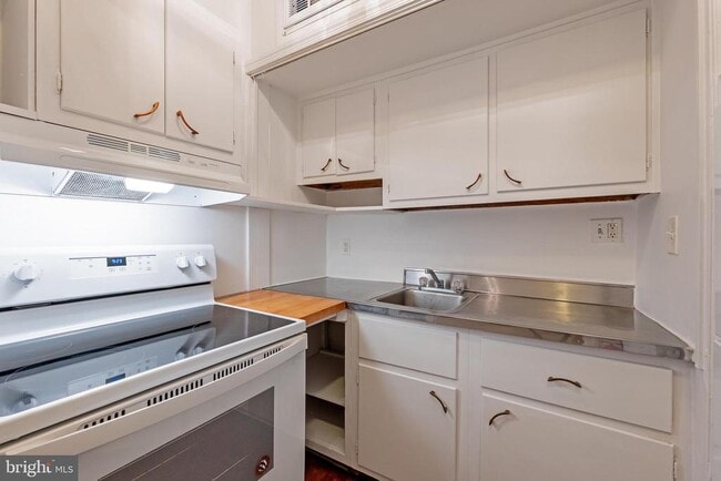 2908 Q St NW in Washington, DC - Building Photo - Building Photo