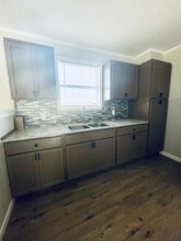 511 W Duncan St, Unit A in Bryan, TX - Building Photo - Building Photo