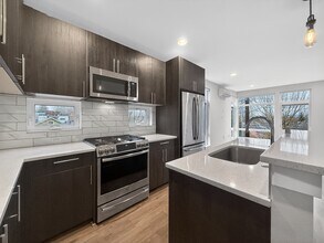 2013 15th Ave S in Seattle, WA - Building Photo - Building Photo