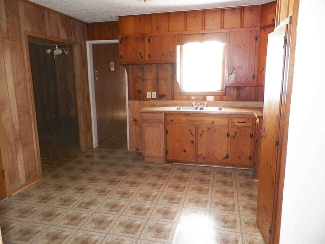 708 N 8th Ave in Denison, TX - Building Photo - Building Photo
