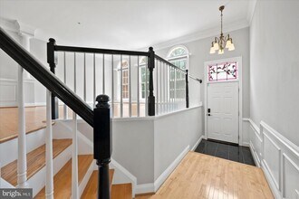 1308 Wild Oak Terrace in Rockville, MD - Building Photo - Building Photo