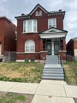 2030 E Fair Ave, Unit 2nd floor in St. Louis, MO - Building Photo