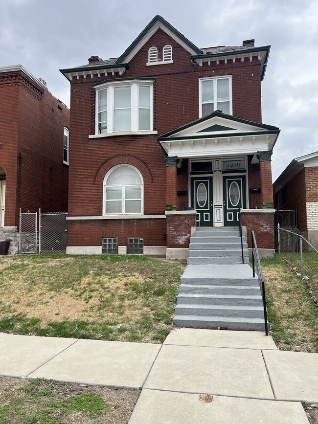 2030 E Fair Ave, Unit 2nd floor