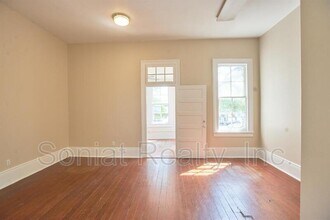 4151 Canal St, Unit 1 in New Orleans, LA - Foto de edificio - Building Photo