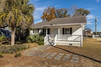 125 Sound Blvd in Newport, NC - Building Photo - Building Photo