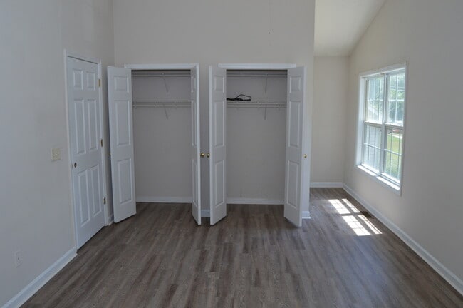5060 Chrysler Dr in Cumming, GA - Building Photo - Building Photo