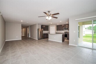 349 Daffodil Ln in Poinciana, FL - Building Photo - Building Photo