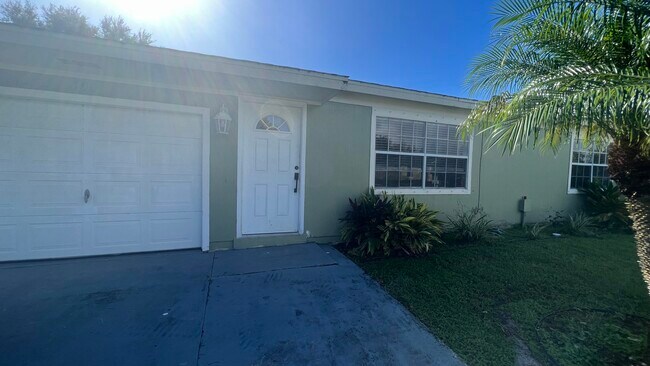 property at 1790 SE North Buttonwood Dr