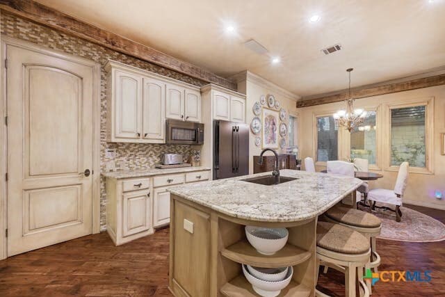 2305 Barton Creek Blvd