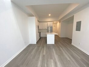 16 West Avenue S in Hamilton, ON - Building Photo - Building Photo