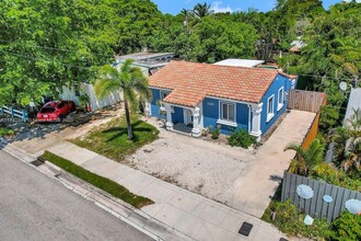 1328 N Andrews Ave in Fort Lauderdale, FL - Building Photo - Building Photo