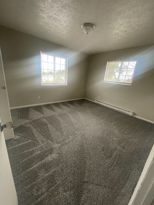 4600 Applegrove St NW-Unit -8 in North Canton, OH - Building Photo