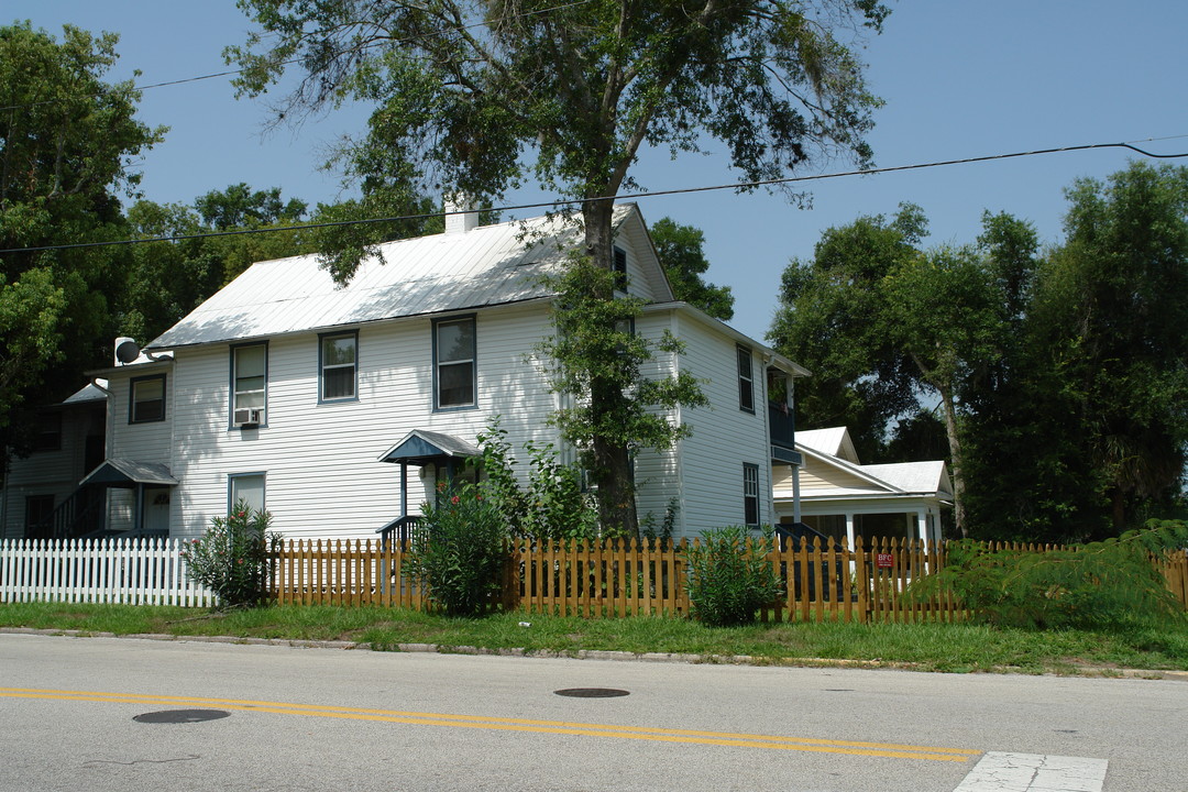 Deland Apartments in DeLand, FL - Foto de edificio