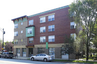 Humboldt Park Residence in Chicago, IL - Building Photo - Building Photo