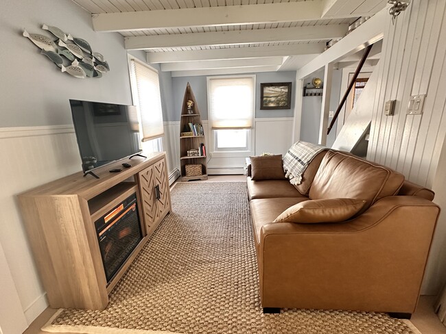 property at 24 Myrtle Ln