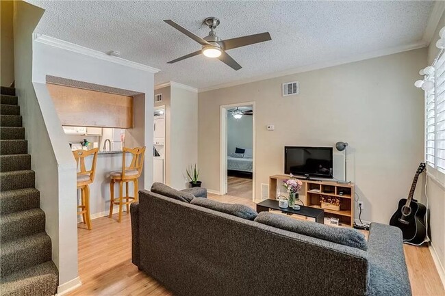 2510 San Gabriel St, Unit 1 in Austin, TX - Building Photo - Building Photo