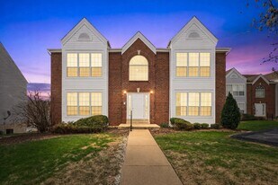 55 Timber Oaks Trail in O'Fallon, MO - Building Photo