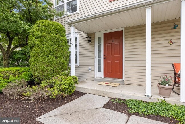115 Goldfinch Ct in Warrington, PA - Foto de edificio - Building Photo