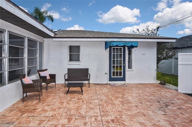 property at 138 SE 30th St