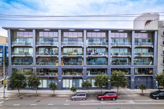 550-560 18th St in San Francisco, CA - Building Photo - Building Photo